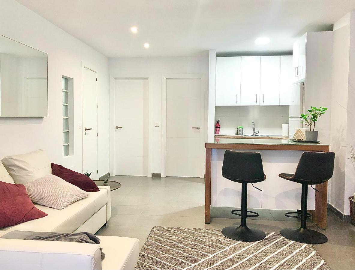 Varela Apartamentos B Málaga Eksteriør billede